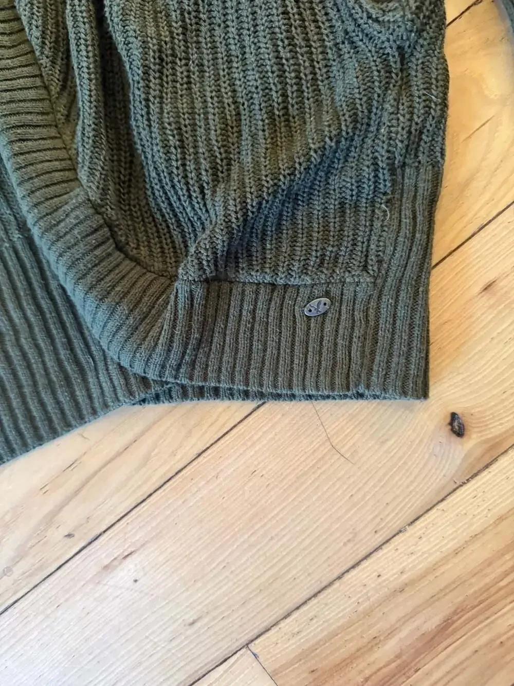 American Eagle Outfitters Green Open Front Ribbed Cardigan Sweater with Pockets